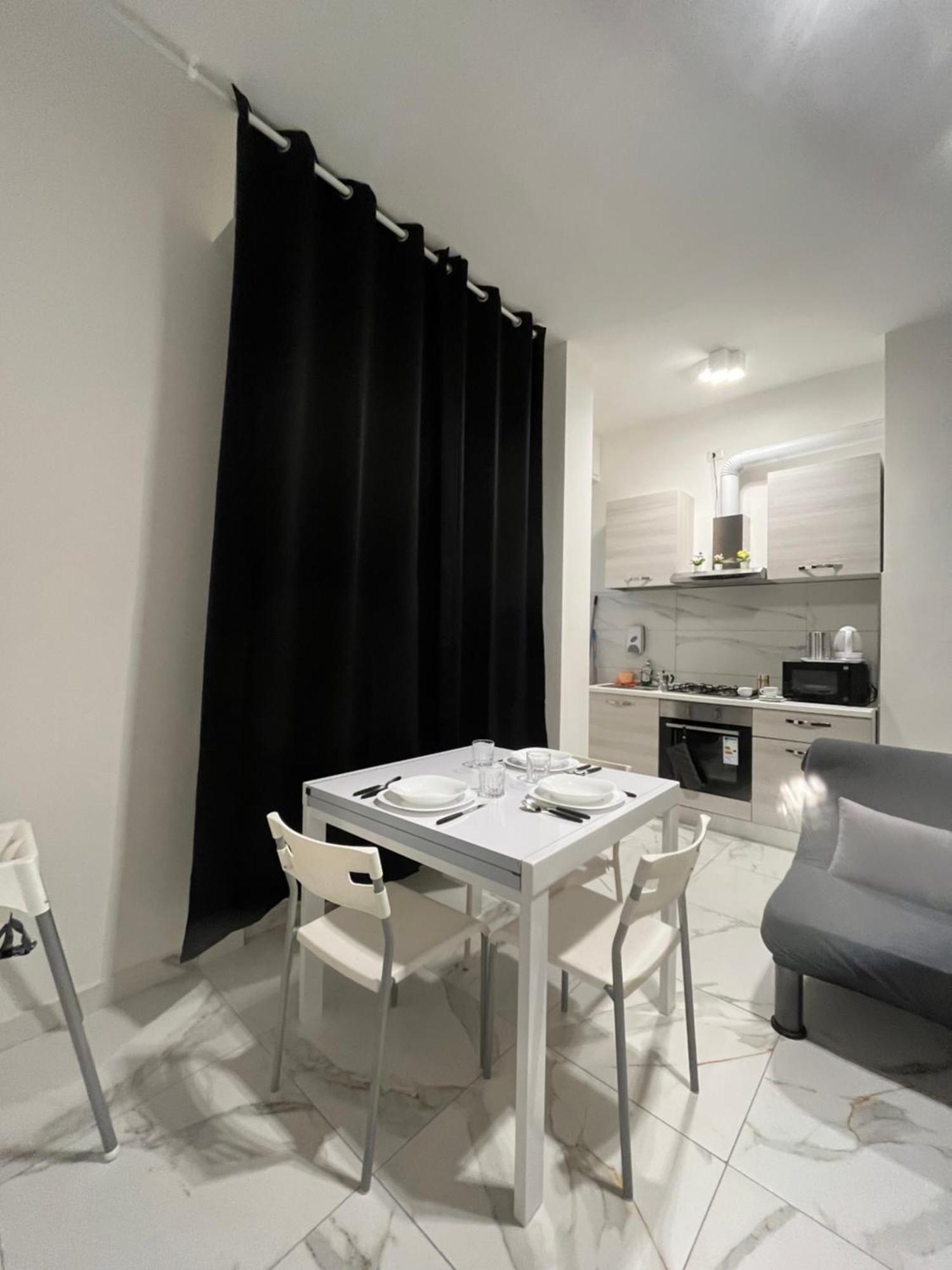 Jcube Apartments Bocconi Milano Ngoại thất bức ảnh