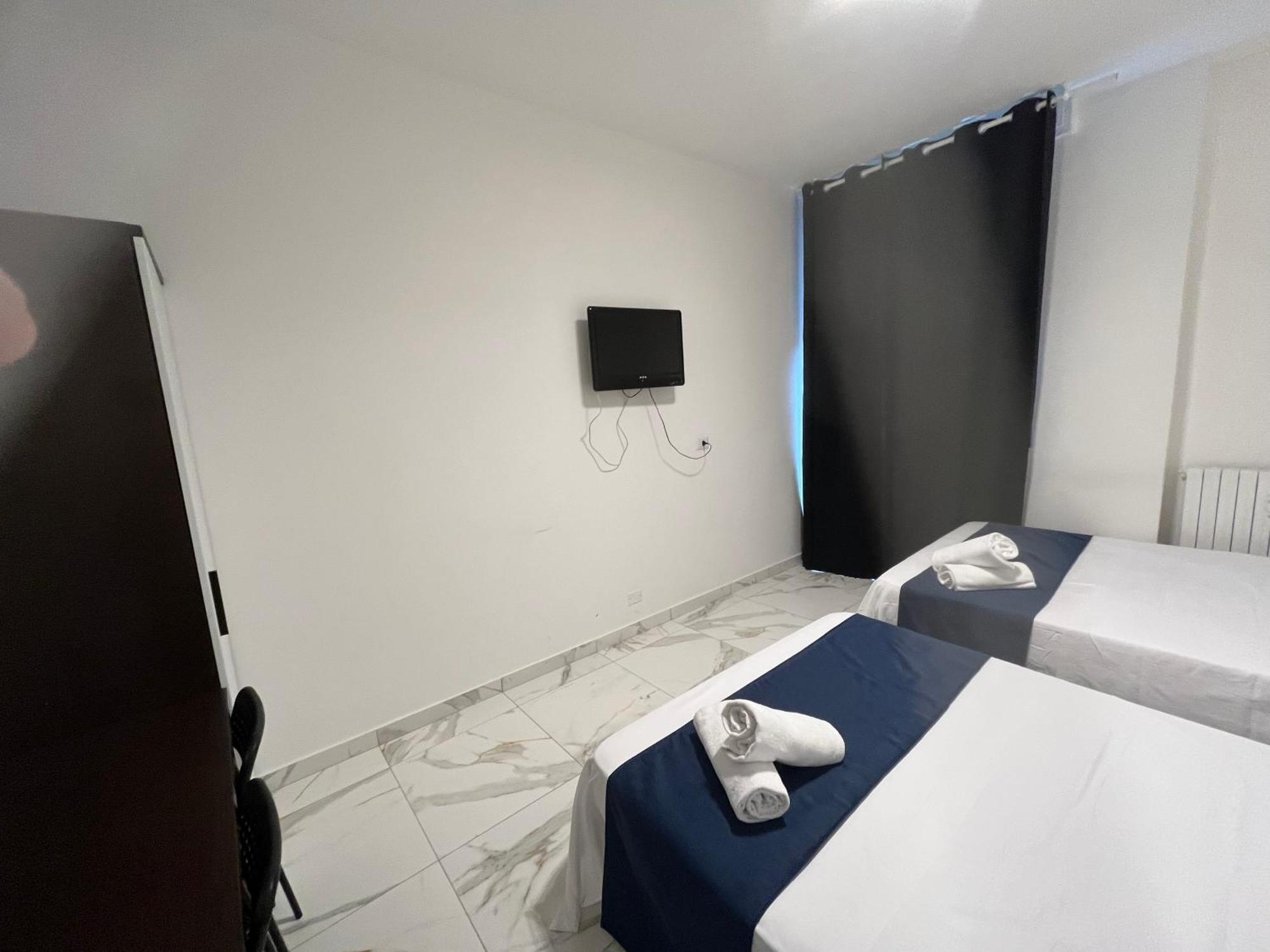 Jcube Apartments Bocconi Milano Ngoại thất bức ảnh