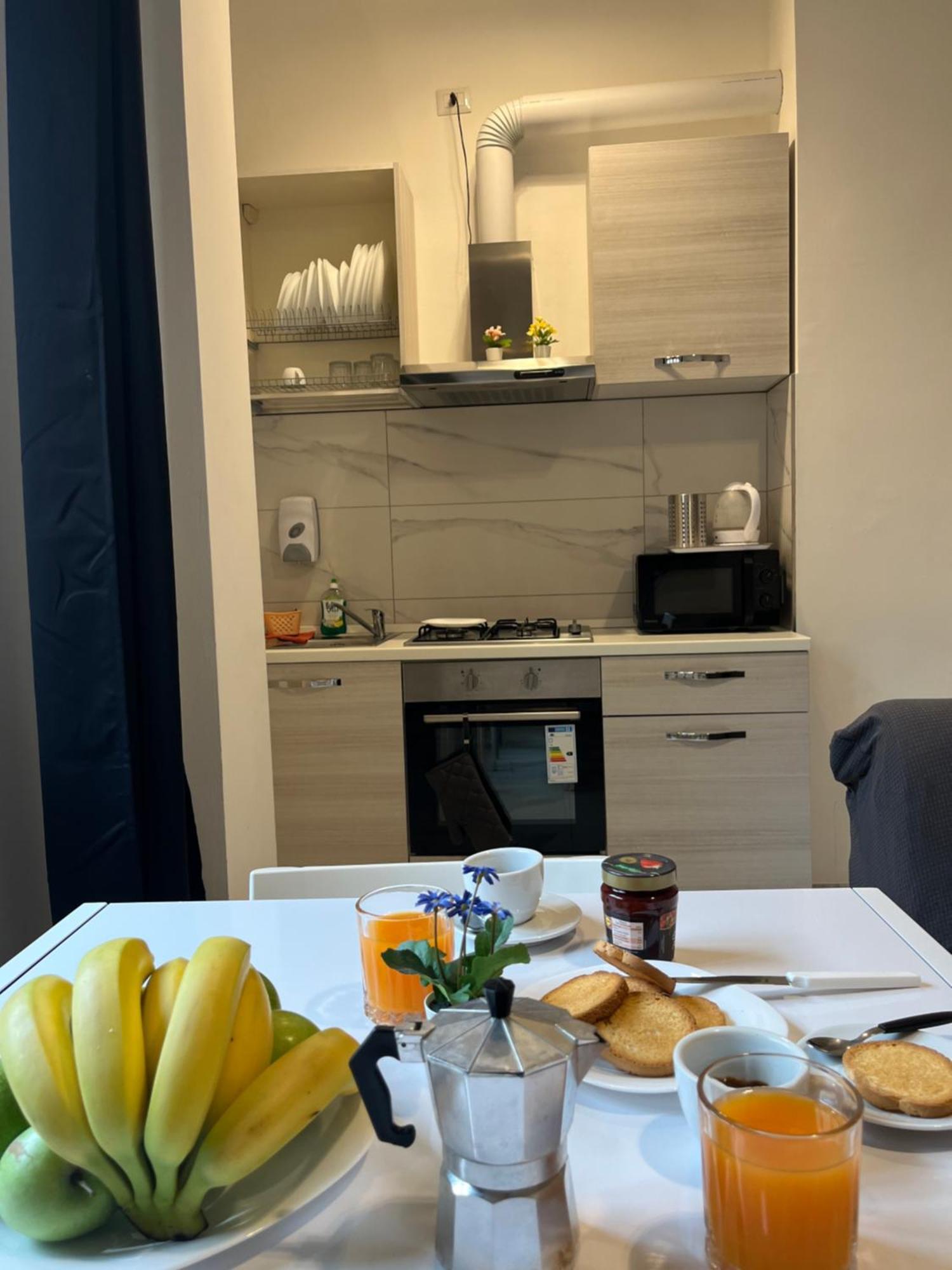 Jcube Apartments Bocconi Milano Ngoại thất bức ảnh