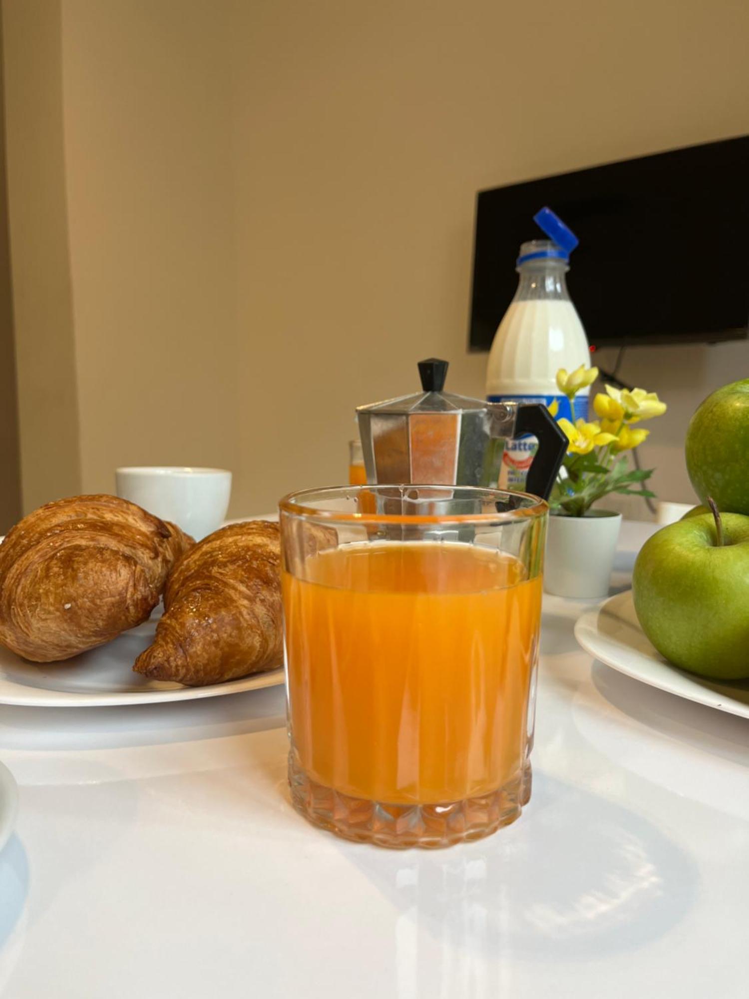 Jcube Apartments Bocconi Milano Ngoại thất bức ảnh